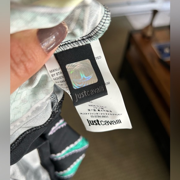 Just Cavalli dress. Made in Italy. Size Italian 38.
Black/ colorful. Worn once. - Picture 11 of 13